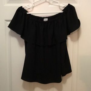 Aritzia Off the shoulder top